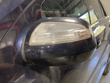 Load image into Gallery viewer, SIDE VIEW DOOR MIRROR ML320 ML350 ML450 ML550 ML63 09 10 Left - NW605787
