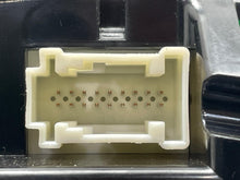 Load image into Gallery viewer, SPEEDOMETER CLUSTER Mercedes E320 E500 2005 05 - NW605532
