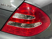 Load image into Gallery viewer, TAIL LIGHT LAMP ASSEMBLY E350 E320 E500 E55 03 04 05 06 Right - NW605754
