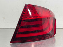 Load image into Gallery viewer, OUTER TAIL LIGHT LAMP 528i 535i 550i Active 5 M5 11 12 13 Right - NW606609
