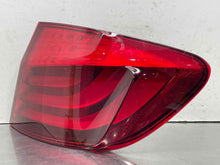 Load image into Gallery viewer, OUTER TAIL LIGHT LAMP 528i 535i 550i Active 5 M5 11 12 13 Right - NW606609
