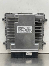 Load image into Gallery viewer, ECU ECM Computer Kia Sorento 2016 - NW606922
