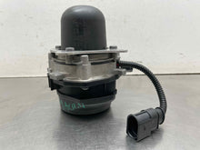 Load image into Gallery viewer, AIR INJECTION PUMP SMOG Cayenne Macan 11 12 13 14 15 16 17 18 - NW606141
