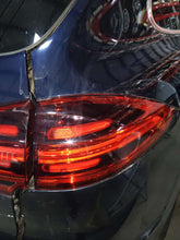 Load image into Gallery viewer, OUTER TAIL LIGHT LAMP Porsche Cayenne 15 16 17 18 Right - NW606501
