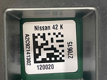 Load image into Gallery viewer, SPEEDOMETER CLUSTER Nissan Pathfinder 2015 15 - NW606491
