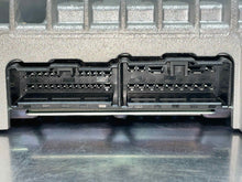 Load image into Gallery viewer, AMPLIFIER Nissan Pathfinder 15 16 17 18 19 20 - NW606474
