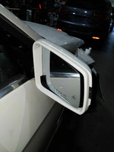 Load image into Gallery viewer, Side View Door Mirror  MERCEDES E-CLASS 2016 - NW607284
