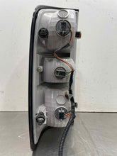 Load image into Gallery viewer, TAIL LIGHT LAMP ASSEMBLY Chevrolet Colorado 15 16 17 18 19 Right - NW607492
