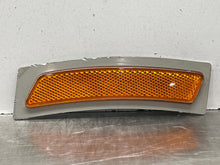 Load image into Gallery viewer, [INVENTORYCAR_YEAR_MAKE_MODEL] SIDE MARKER LAMP LIGHT Bumper Mounted Right - NW607563
