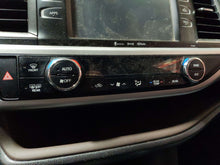Load image into Gallery viewer, FRONT TEMPERATURE CONTROLS Highlander 14 15 16 17 18 19 - NW607940
