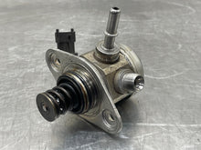 Load image into Gallery viewer, FUEL PUMP Santa Fe Sonata Sonata Hybrid Tucson Optima Sorento Sportage 15-20 - NW608381
