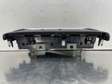 Load image into Gallery viewer, Temperature Controls Honda HR-V 2018 - NW608647
