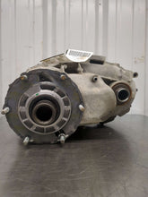 Load image into Gallery viewer, Transfer Case  SILVERADO 1500 PICKUP 2018 - NW609601
