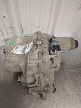 Load image into Gallery viewer, Transfer Case  SILVERADO 1500 PICKUP 2018 - NW609601

