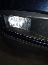 Load image into Gallery viewer, [INVENTORYCAR_YEAR_MAKE_MODEL] FOG LAMP LIGHT Bumper Mounted Right - NW609553
