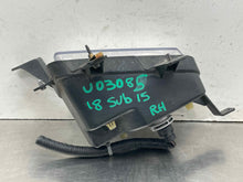 Load image into Gallery viewer, [INVENTORYCAR_YEAR_MAKE_MODEL] FOG LAMP LIGHT Bumper Mounted Right - NW609553
