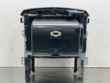 Load image into Gallery viewer, Radio  SUBURBAN 1500 2018 - NW609587
