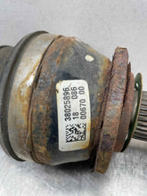 Load image into Gallery viewer, Axle Shaft Jeep Cherokee 2019 - NW609308
