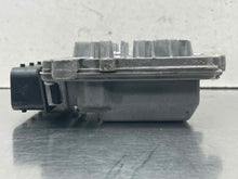 Load image into Gallery viewer, ECU ECM COMPUTER Volvo C30 V40 V70 2006 06 2007 07 08 - NW609779

