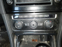 Load image into Gallery viewer, Temperature Controls Volkswagen Golf 2016 - NW609681
