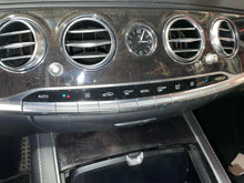Load image into Gallery viewer, Temperature Controls Mercedes-Benz SL55 2015 - NW608521
