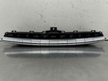 Load image into Gallery viewer, Temperature Controls Mercedes-Benz SL55 2015 - NW608521

