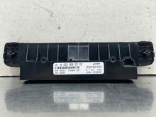 Load image into Gallery viewer, Temperature Controls Mercedes-Benz SL55 2015 - NW608645
