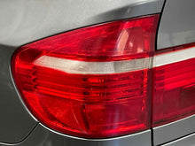 Load image into Gallery viewer, OUTER TAIL LIGHT LAMP BMW X5 X5M 07 08 09 10 Left - NW608686
