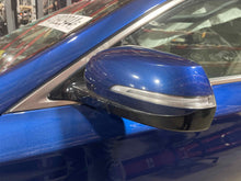 Load image into Gallery viewer, Side View Door Mirror  G80 2017 - NW611220
