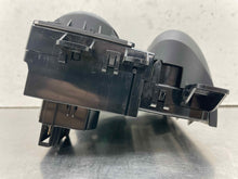Load image into Gallery viewer, TEMPERATURE CONTROLS Cooper Clubman Countryman 11 12 13 14 - NW611874
