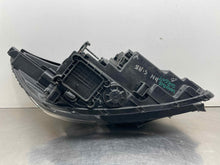 Load image into Gallery viewer, HEADLIGHT LAMP ASSEMBLY Kia Sorento 2016 16 2017 17 2018 18 Left - NW611756
