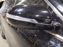 Load image into Gallery viewer, SIDE VIEW DOOR MIRROR Kia Sorento 16 17 18 19 20 Right - NW611501
