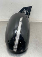 Load image into Gallery viewer, SIDE VIEW DOOR MIRROR Kia Sorento 16 17 18 19 20 Right - NW611501
