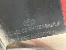 Load image into Gallery viewer, OUTER TAIL LIGHT LAMP Kia Sorento 2016 16 2017 17 2018 18 Right - NW611680
