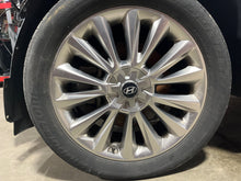 Load image into Gallery viewer, WHEEL RIM 2020 20 20x7-1/2 ALLOY 20x7-1/2, 5 lug, 4-1/2" - NW611934
