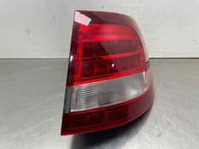 Load image into Gallery viewer, [INVENTORYCAR_YEAR_MAKE_MODEL] OUTER TAIL LIGHT LAMP Right - NW611924
