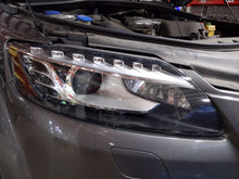 Load image into Gallery viewer, HEADLIGHT LAMP ASSEMBLY Audi Q7 10 11 12 13 14 15 Right - NW612581
