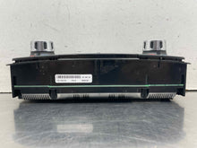 Load image into Gallery viewer, Temperature Controls Volkswagen Touareg 2013 - NW613468

