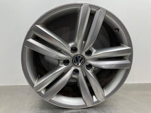 Load image into Gallery viewer, Wheel Rim Volkswagen Touareg 2013 - NW613512

