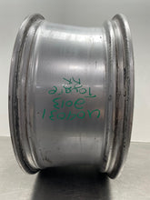 Load image into Gallery viewer, Wheel Rim Volkswagen Touareg 2013 - NW613512
