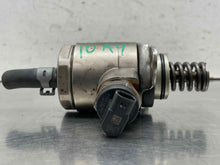 Load image into Gallery viewer, FUEL PUMP Audi A4 A5 Q5 2009 09 2010 10 2011 11 2012 12 - NW613910
