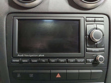 Load image into Gallery viewer, Info-Gps Screen  AUDI A3 2010 - NW613684
