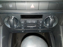 Load image into Gallery viewer, TEMPERATURE CONTROLS Audi A3 09 10 11 12 13 - NW614026
