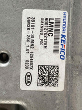 Load image into Gallery viewer, ECU ECM Computer Kia Sorento 2019 - NW615011
