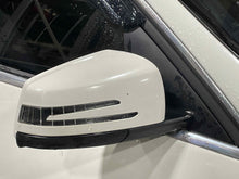 Load image into Gallery viewer, SIDE VIEW DOOR MIRROR C250 C300 C350 C63 2010 10 2011 11 Right - NW613897
