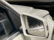 Load image into Gallery viewer, SIDE VIEW DOOR MIRROR C250 C300 C350 C63 2010 10 2011 11 Right - NW613897
