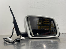 Load image into Gallery viewer, SIDE VIEW DOOR MIRROR C250 C300 C350 C63 2010 10 2011 11 Right - NW613897

