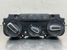 Load image into Gallery viewer, Temperature Controls Volkswagen Beetle 2015 - NW614388
