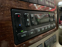 Load image into Gallery viewer, FRONT TEMPERATURE CONTROLS Explorer Explorer Sport Trac 06-10 - NW614795
