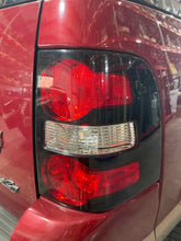 Load image into Gallery viewer, OUTER TAIL LIGHT LAMP Explorer Explorer Sport Trac 06-10 Right - NW615089
